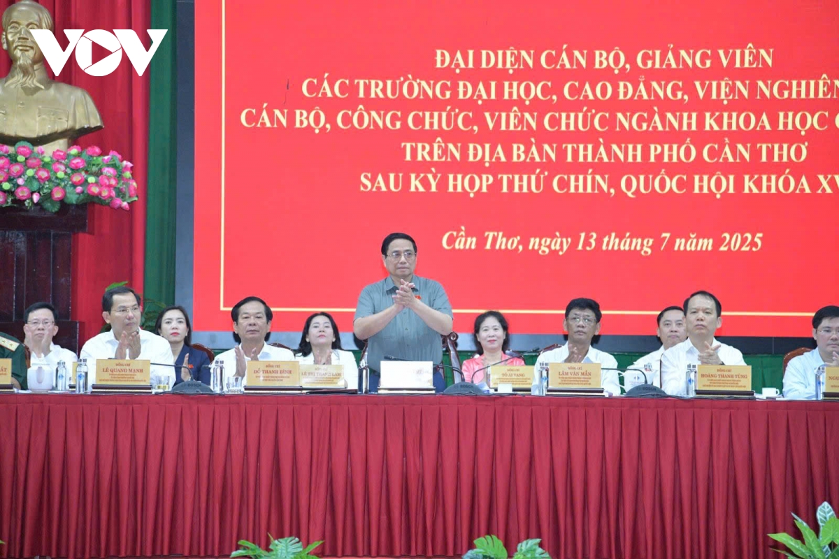 thu tuong pham minh chinh tiep xuc cu tri thanh pho can tho hinh anh 2