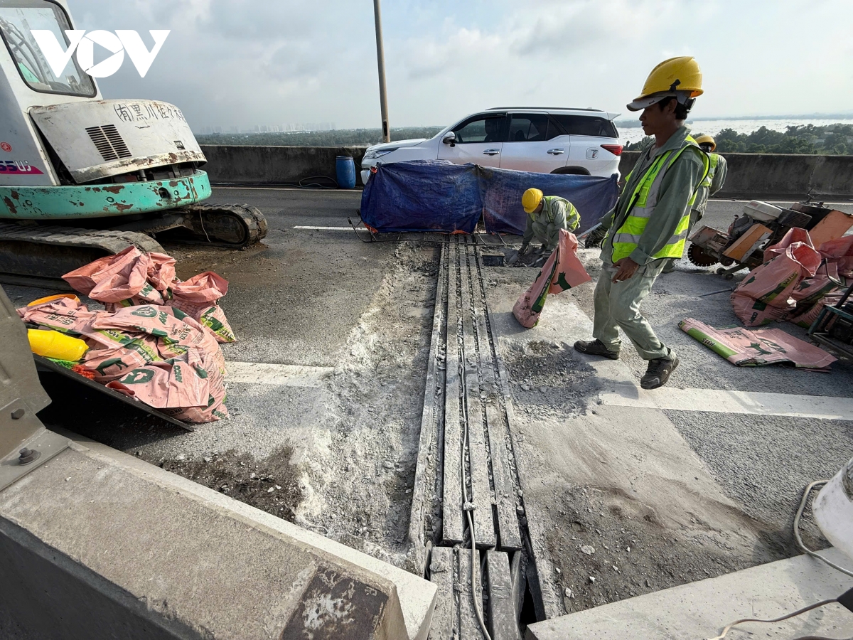 hạn chế tốc độ trên cao tốc tp.hcm-long thành-dầu giây 1 tháng để sửa chữa hình ảnh 1 han che toc do tren cao toc tp.hcm-long thanh-dau giay 1 thang de sua chua hinh anh 1