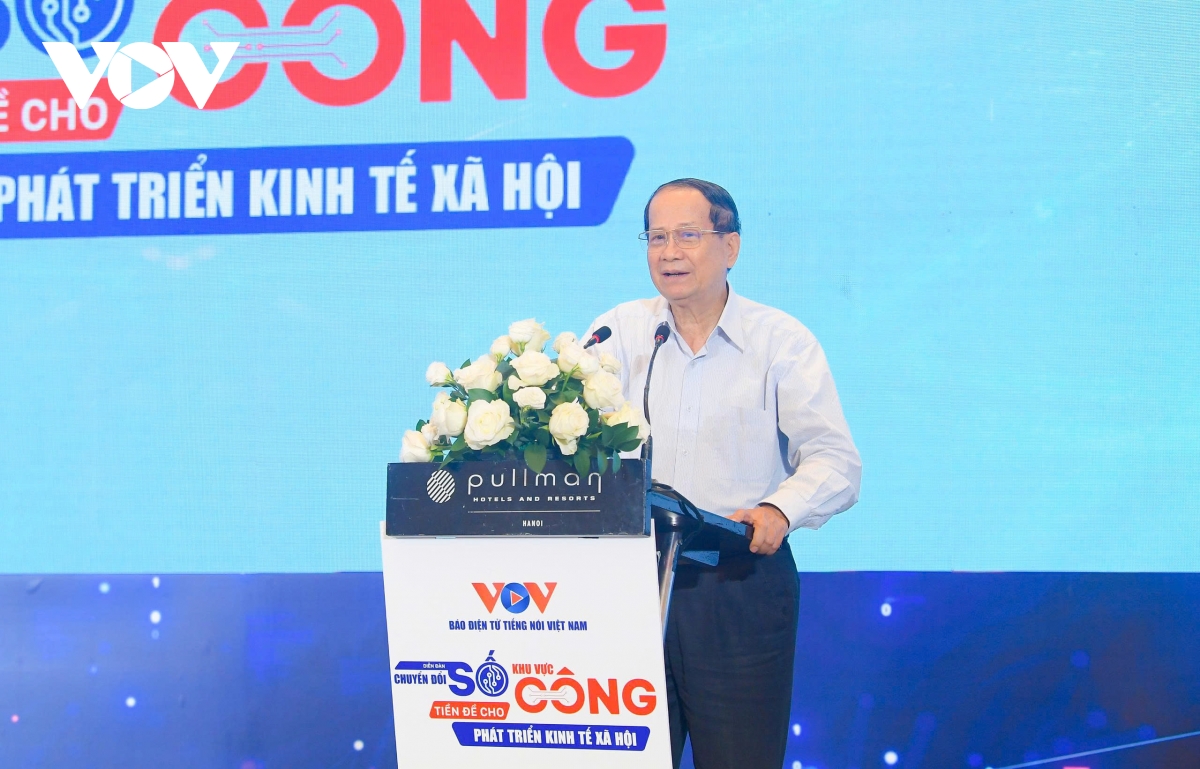 "Chuyển đổi số khu vực công là kiến tạo hệ sinh thái số cho toàn xã hội"