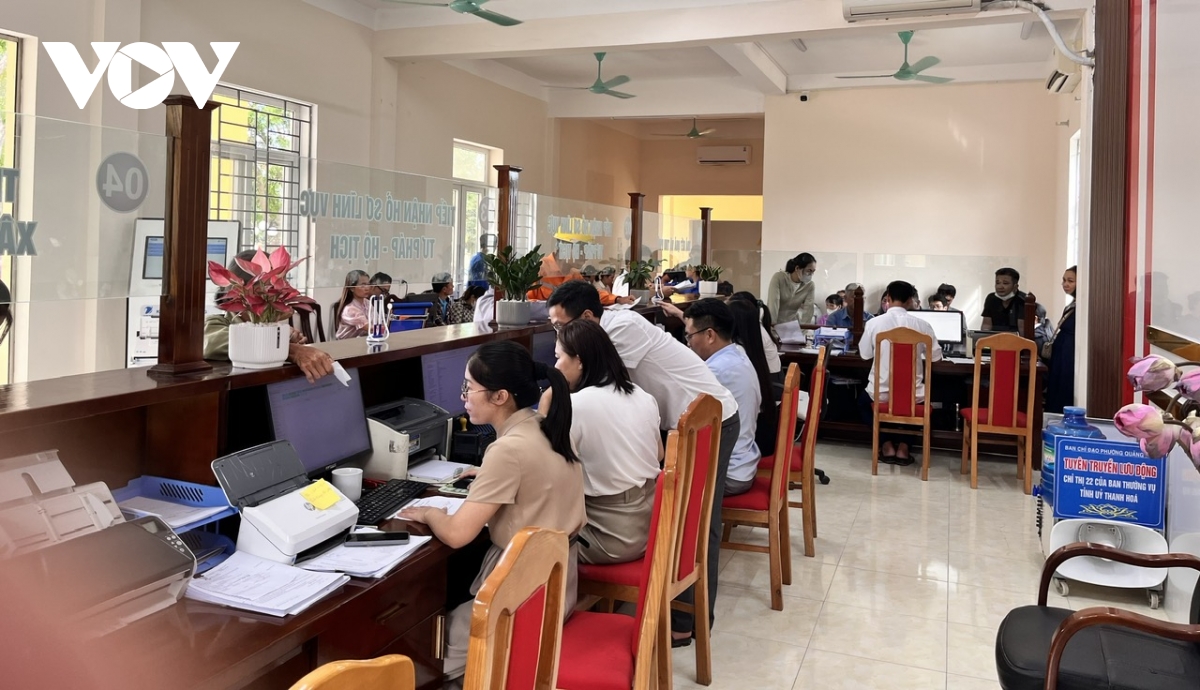 thanh hóa tháo gỡ khó khăn cho phó chủ tịch xã, kiêm gĐ trung tâm hành chính công hình ảnh 1 thanh hoa thao go kho khan cho pho chu tich xa, kiem gD trung tam hanh chinh cong hinh anh 1