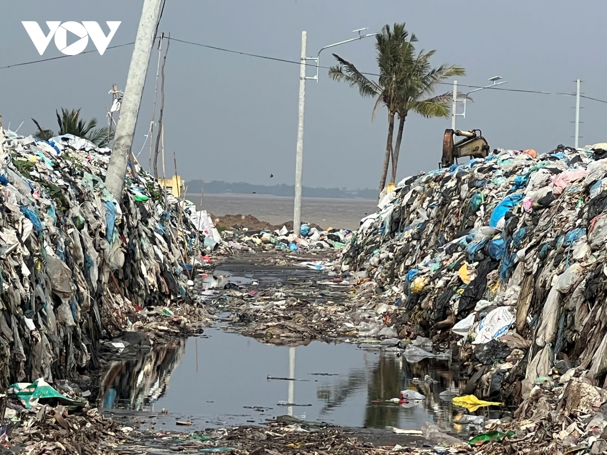 Vĩnh Long dừng đưa rác thải vào bãi rác An Hiệp do ô nhiễm môi trường