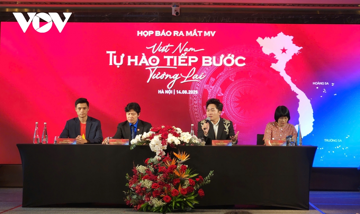 tung duong Duoc hat ca ngoi dat nuoc la dieu tu hao, hanh dien hinh anh 1