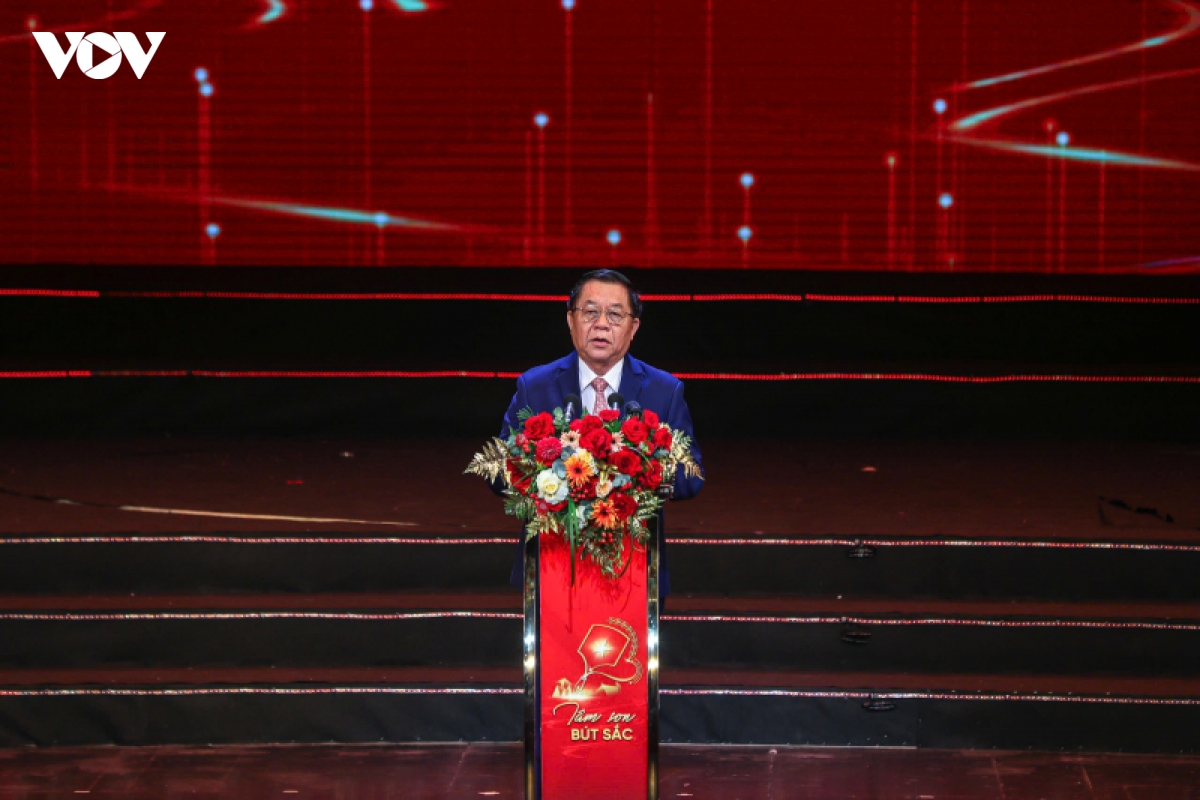 vov gianh 2 giai bao chi vi an ninh to quoc va binh yen cuoc song hinh anh 2
