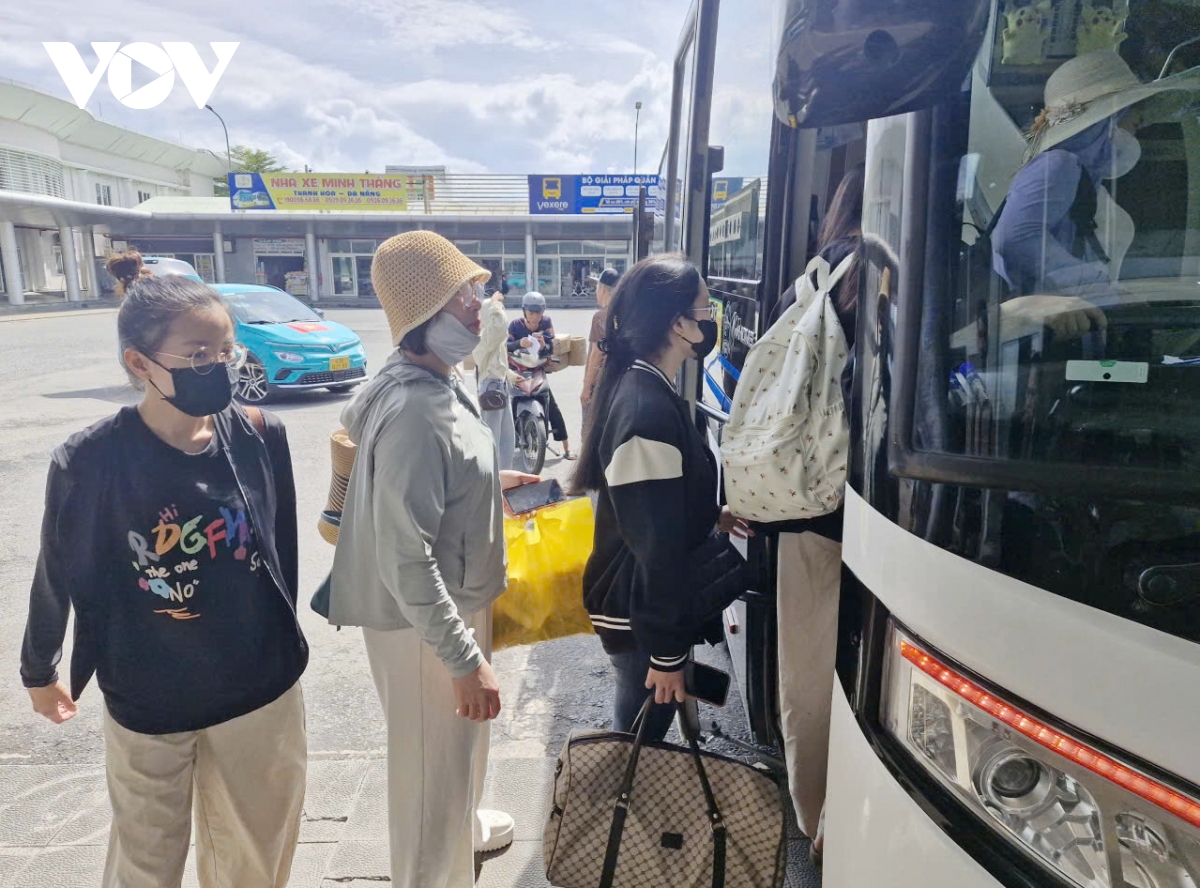 Da nang tang cuong tau, xe phuc vu nguoi dan di lai dip le quoc khanh 2 9 hinh anh 4