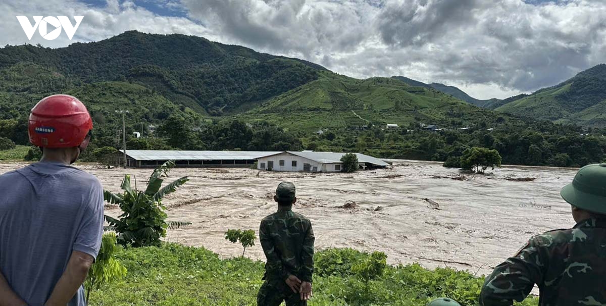son la de xuat tinh hua phan lao trien khai cac bien phap ung pho voi mua lu hinh anh 1