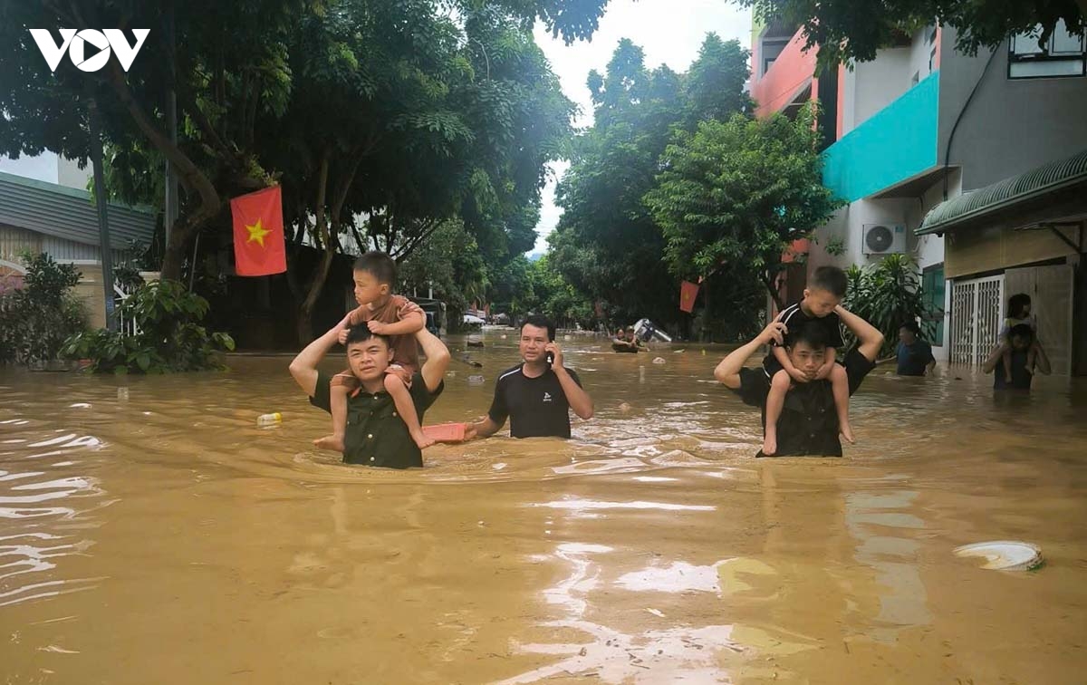 son la de xuat tinh hua phan lao trien khai cac bien phap ung pho voi mua lu hinh anh 3