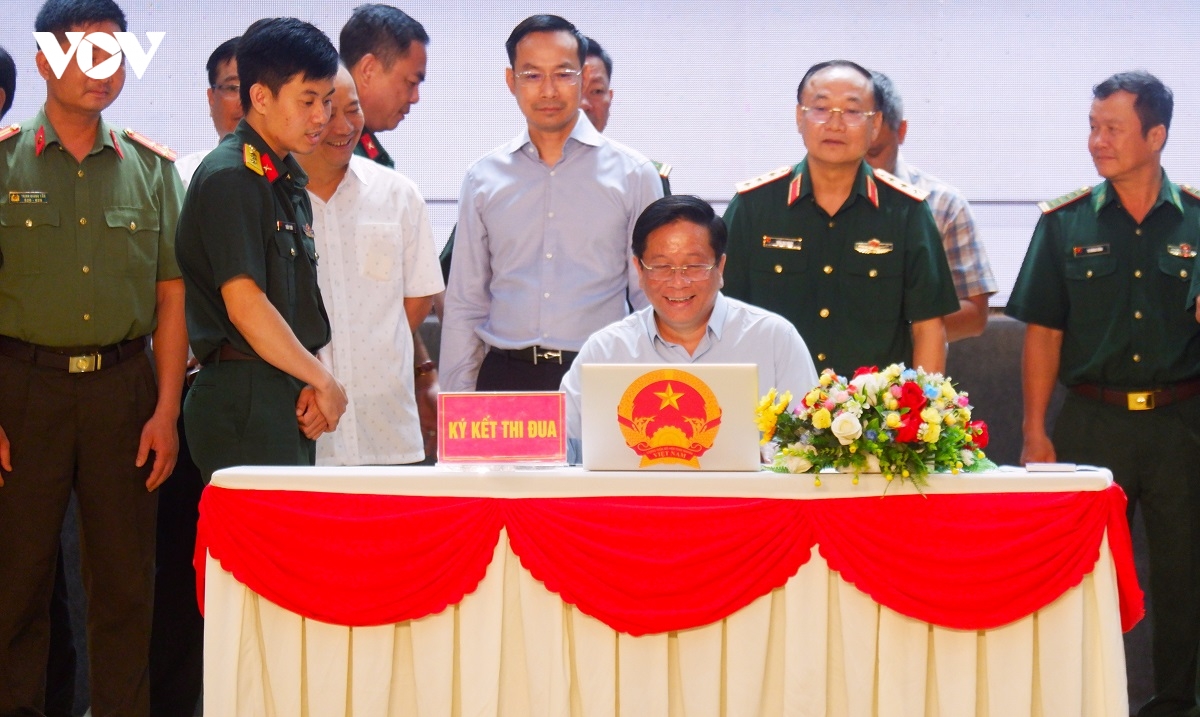 kien quyet dau tranh, ngan chan khai thac hai san bat hop phap hinh anh 3