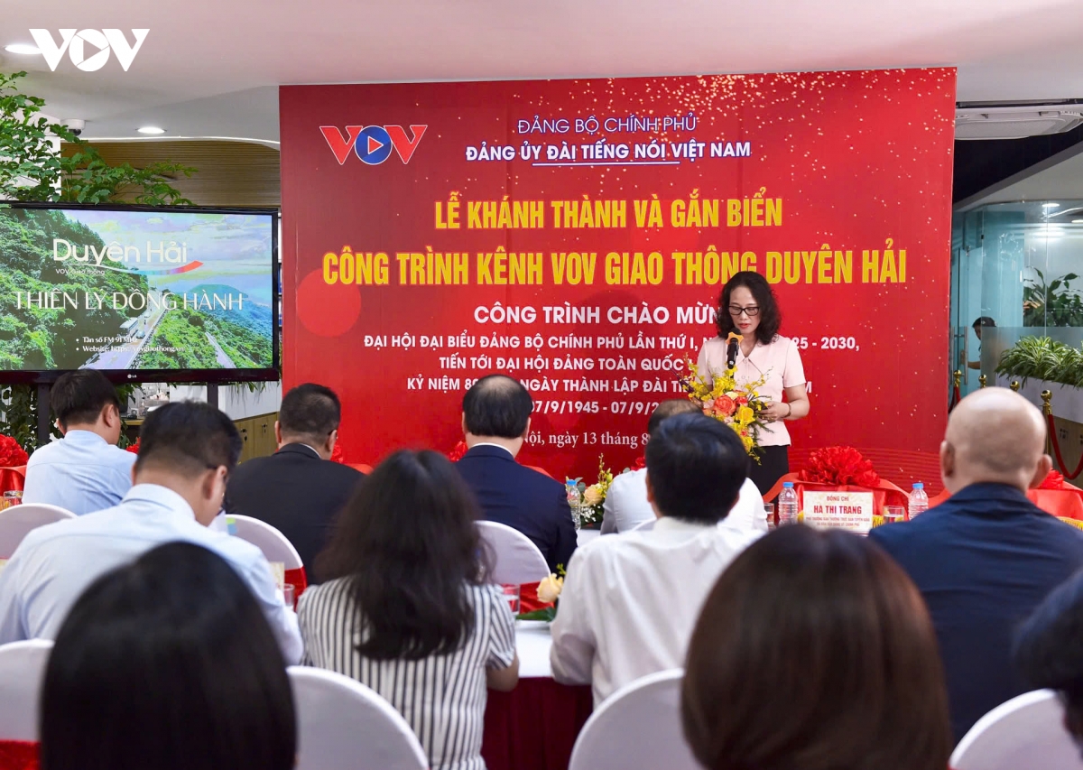 vov giao thong duyen hai Dua song fm den tung con thuyen, tung cung duong ven bien hinh anh 2