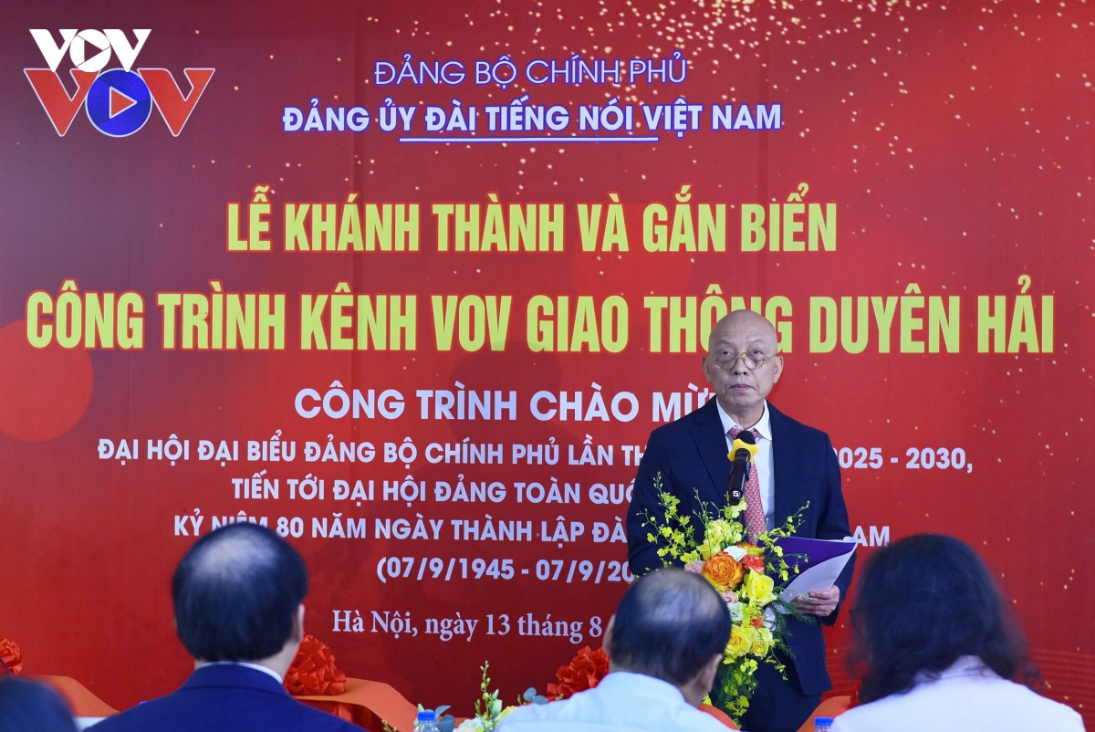 vov giao thong duyen hai Dua song fm den tung con thuyen, tung cung duong ven bien hinh anh 1