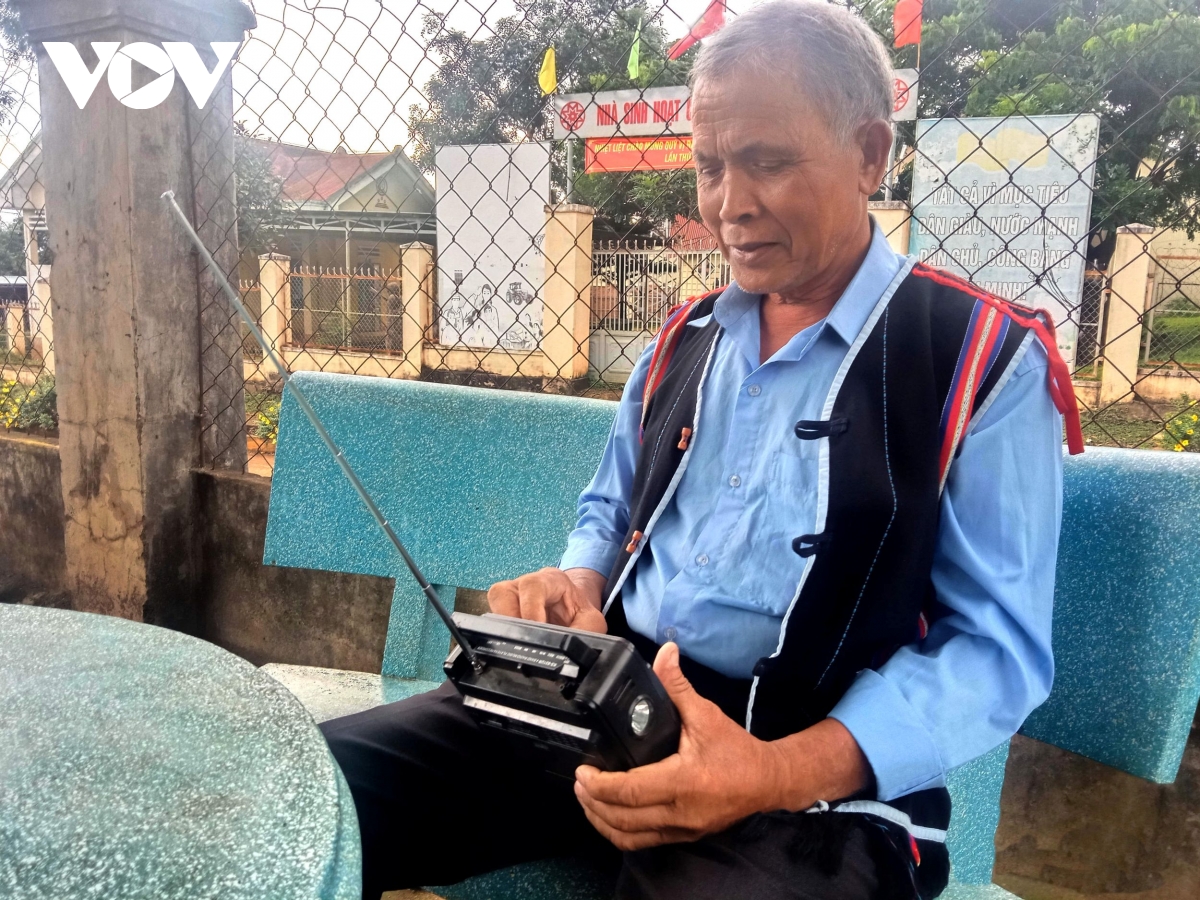 Tiếng nói Việt Nam – Nhịp cầu nối kết văn hóa các buôn làng