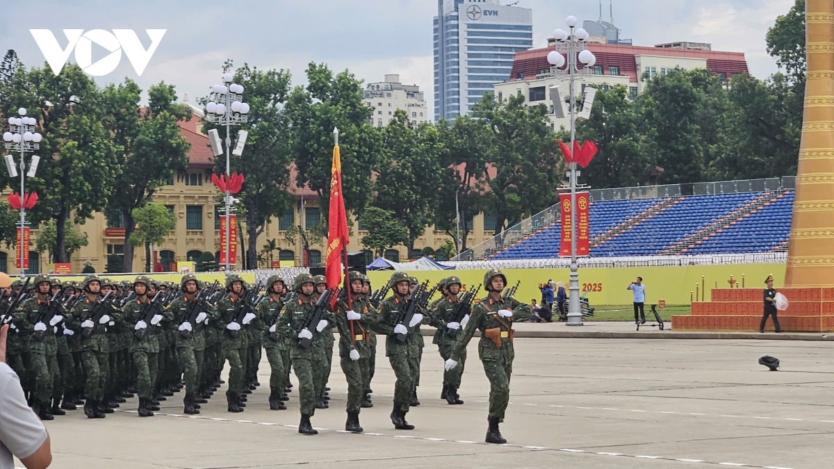 Ấn tượng tổng hợp luyện diễu binh, diễu hành a80 lần 2 tại quảng trường ba Đình hình ảnh 51 An tuong tong hop luyen dieu binh, dieu hanh a80 lan 2 tai quang truong ba Dinh hinh anh 51