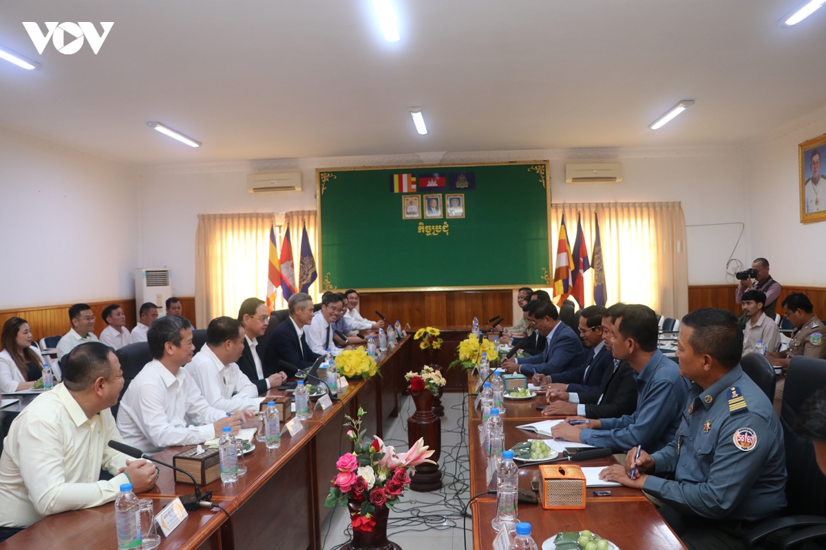 doanh nghiep viet nam gop phan phat trien cac dia phuong campuchia hinh anh 2