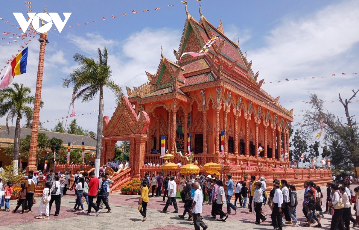 Dong bao khmer nam bo han hoan huong den ky niem 80 nam ngay quoc khanh 2 9 hinh anh 4