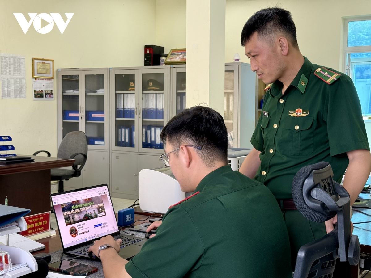 nhung quan nhan so tren vung cao bien gioi son la hinh anh 5