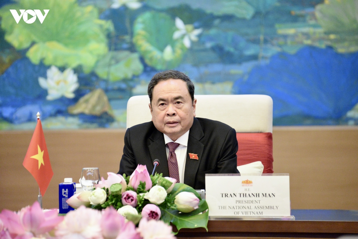 chu tich quoc hoi tran thanh man hoi kien quoc vuong bhutan hinh anh 2
