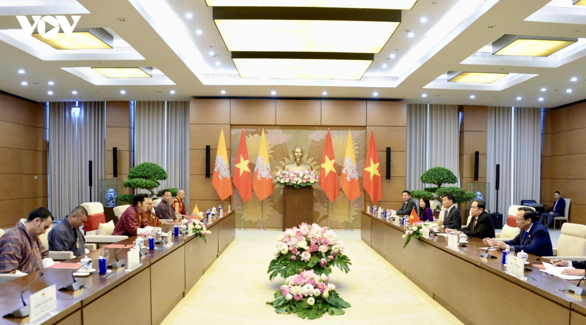 chu tich quoc hoi tran thanh man hoi kien quoc vuong bhutan hinh anh 5