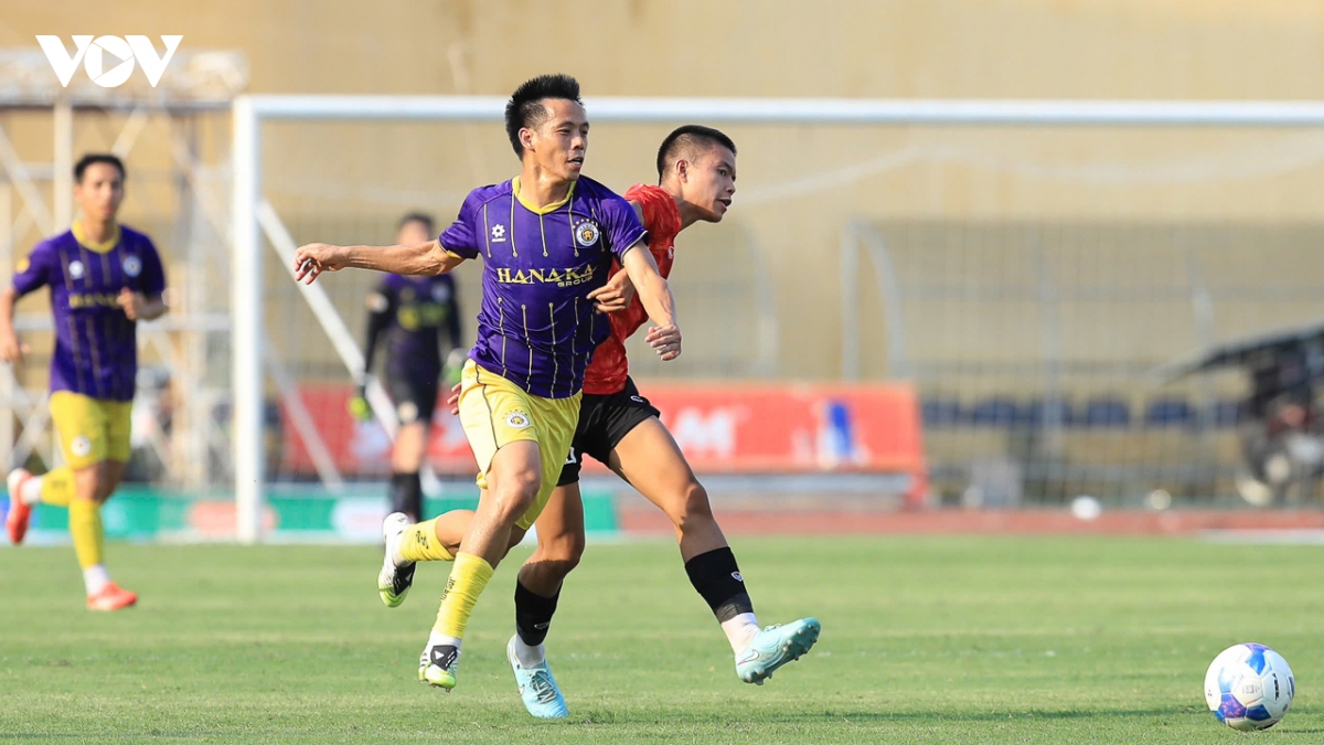 ket qua bong da hom nay 2 8 chung nguyen do nghi som, ninh binh thua tran hinh anh 1