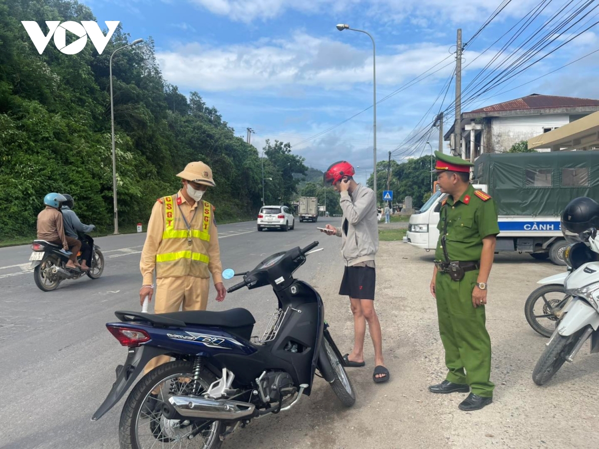 cong an quang tri bam dia ban, dam bao an ninh vung cao, bien gioi hinh anh 3