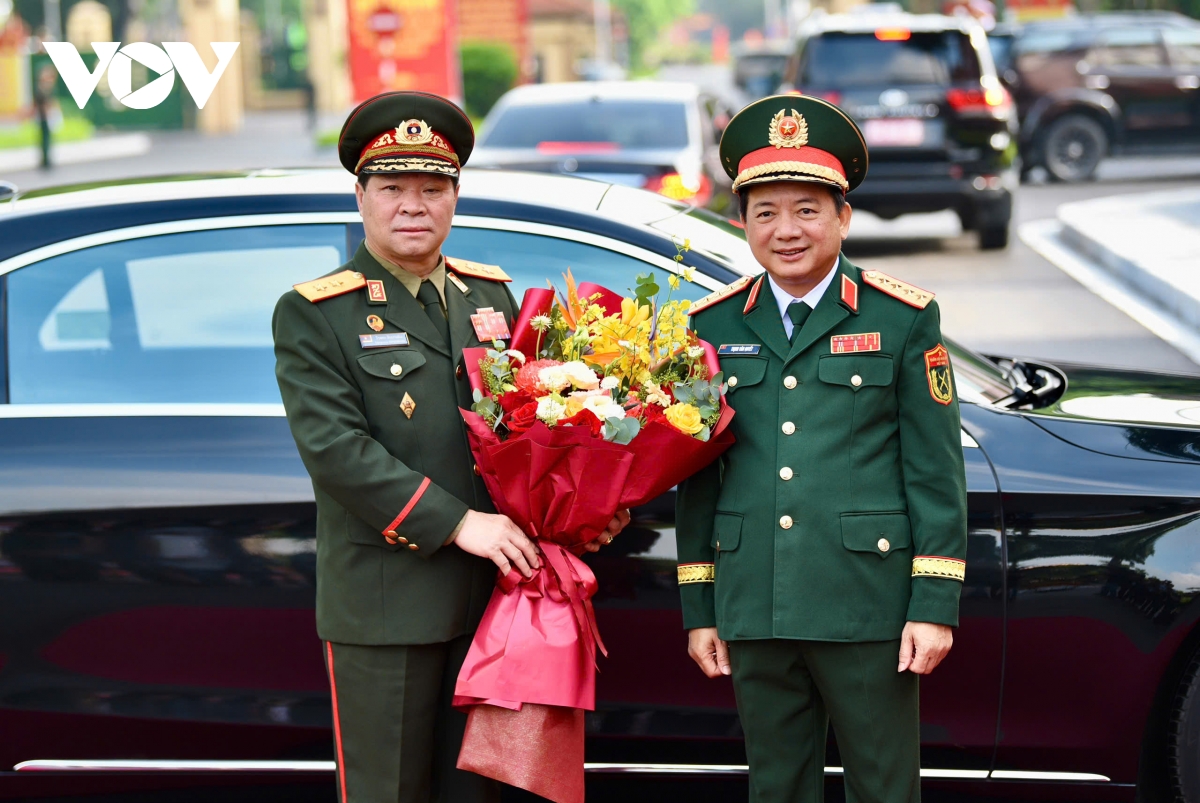hop tac quoc phong viet nam - lao ngay cang thuc chat, hieu qua hinh anh 1