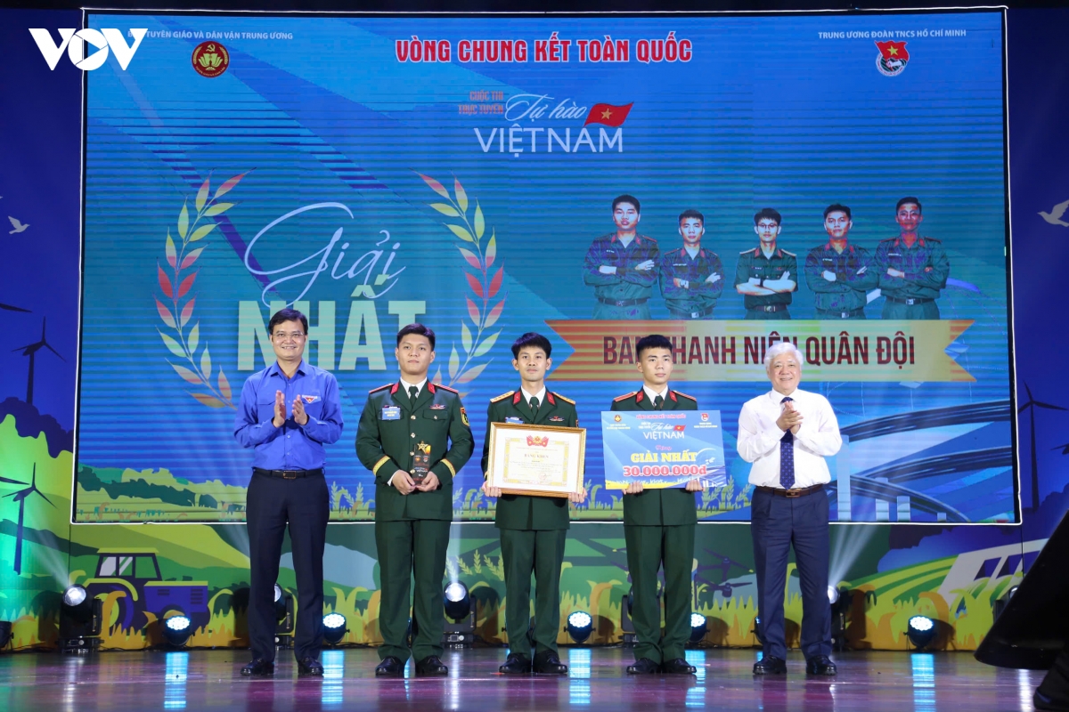 Ong Do van chien du chung ket cuoc thi tu hao viet nam hinh anh 2