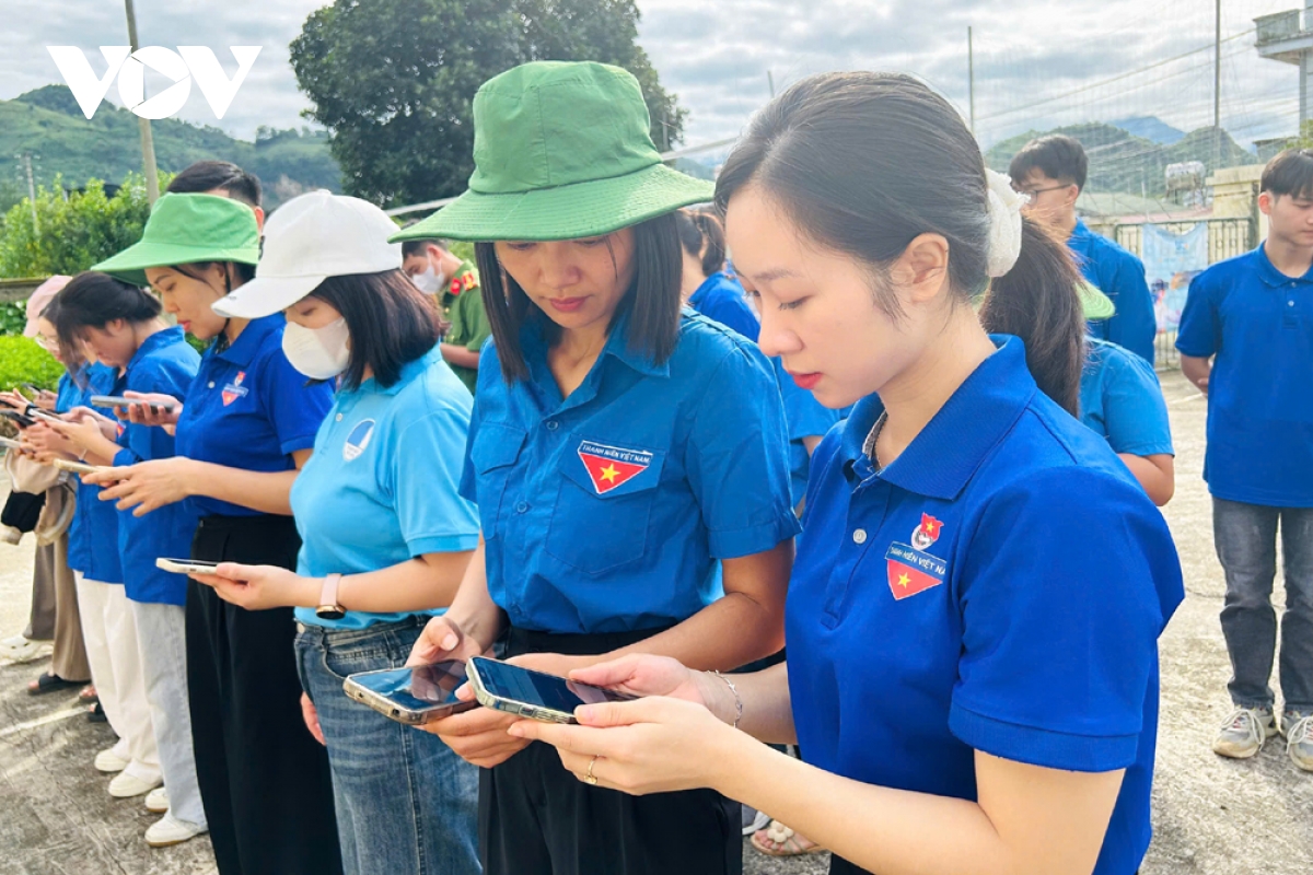 thanh nien lai chau thi dua lap cong dang Dang hinh anh 3
