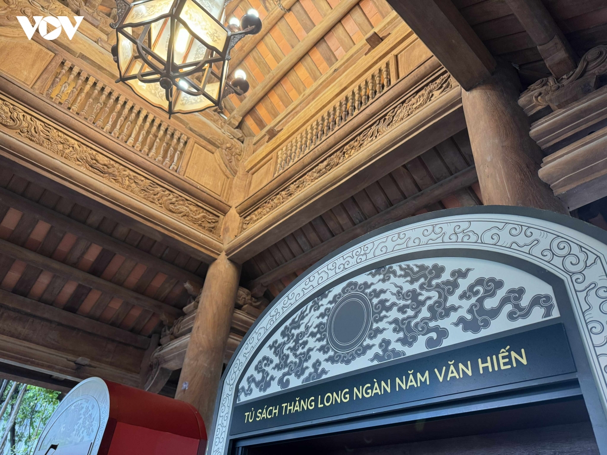 ra mat khong gian van hoa doc doc dao tai ho van, khu van mieu-quoc tu giam hinh anh 5