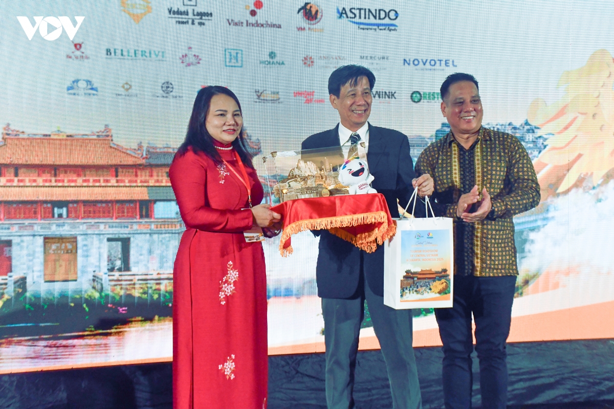 thuc day thu hut khach du lich hoi giao tu indonesia hinh anh 2
