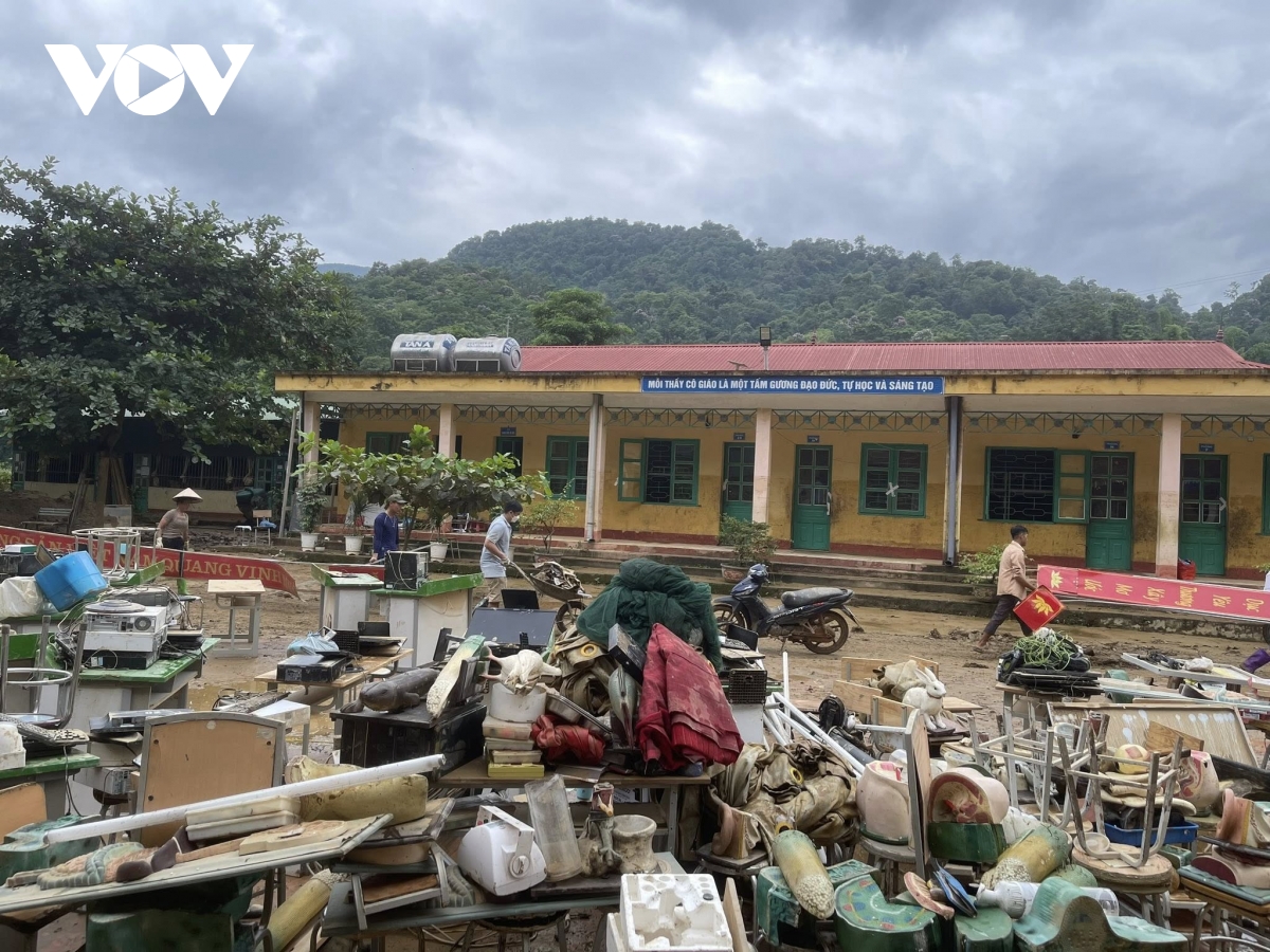 Vùng lũ Điện Biên khôi phục trường lớp đón năm học mới