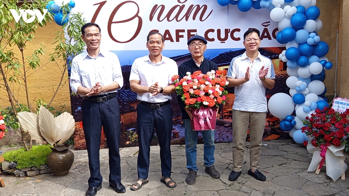 ban van hoa du lich lo lo chai 10 nam thay da doi thit nho du lich cong dong hinh anh 2