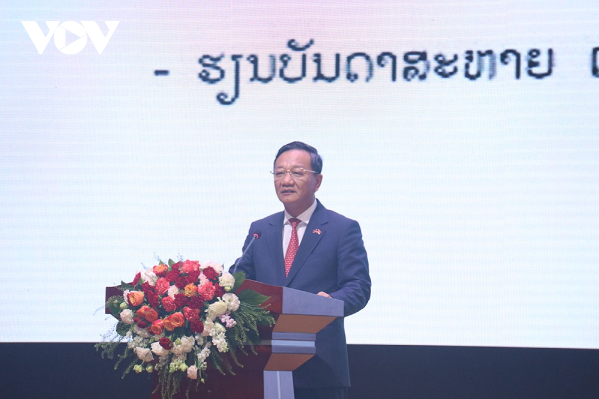 Đại sứ Việt Nam tại Lào Nguyễn Minh Tâm phát biểu tại Lễ mít tinh Đại sứ Việt Nam tại Lào Nguyễn Minh Tâm phát biểu tại Lễ mít tinh