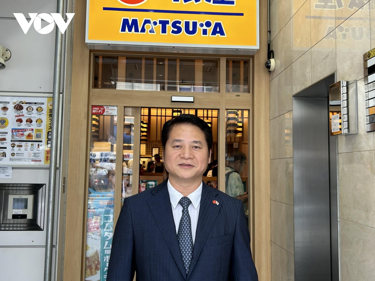 Dua mon viet den ban an nguoi nhat hinh anh 3