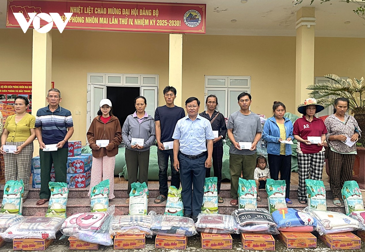 bao Dien tu tieng noi viet nam cung trao hon 850 trieu dong den vung lu nghe an hinh anh 6