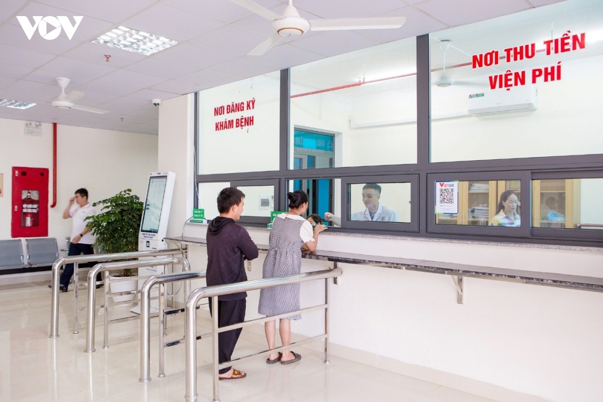 Dua cong trinh y te tong bi thu to lam tang nguoi dan vung cao quan ba vao van hanh hinh anh 3