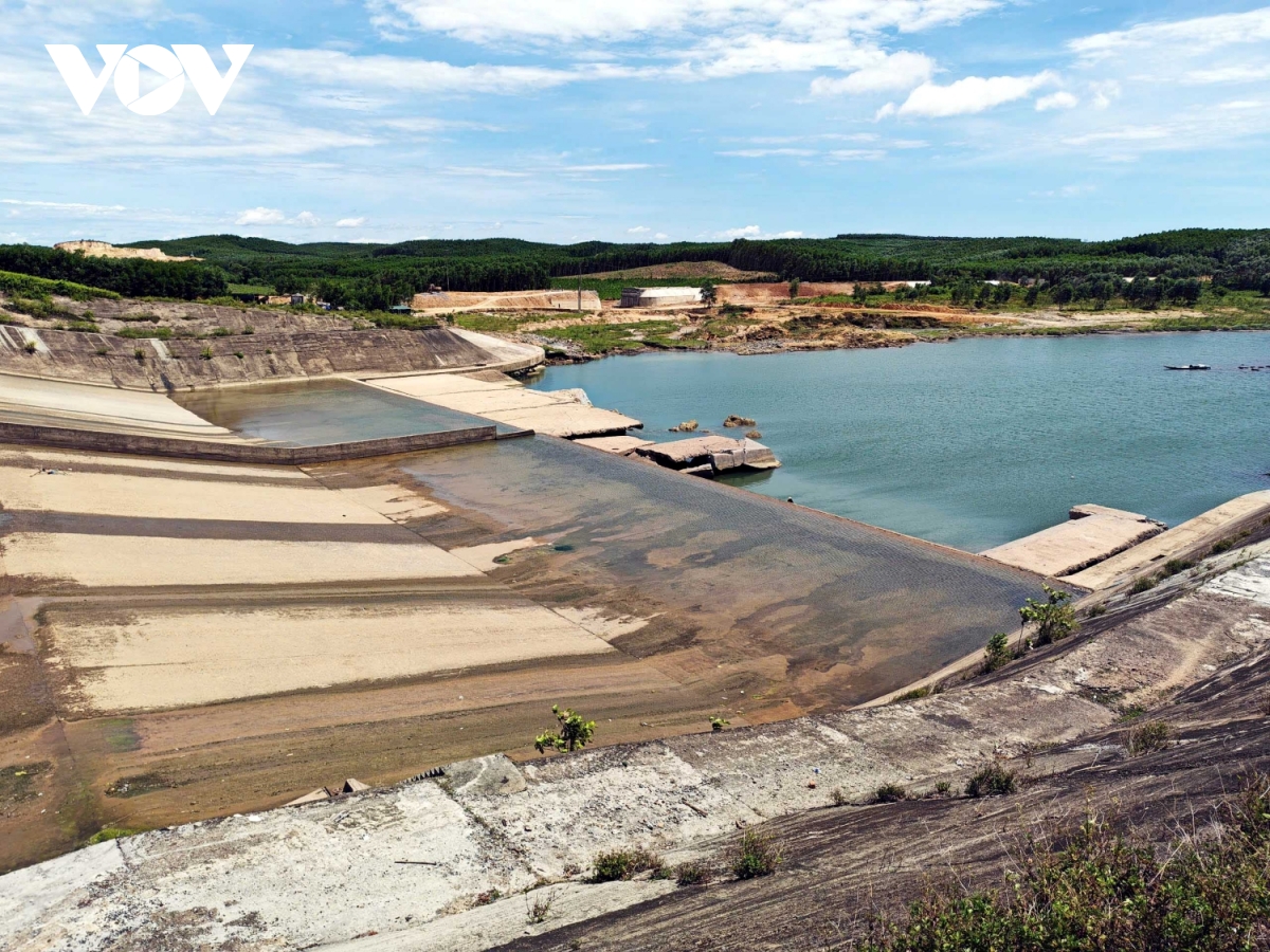 Tỉnh Quảng Trị rà soát, đảm bảo an toàn hồ đập sau bão