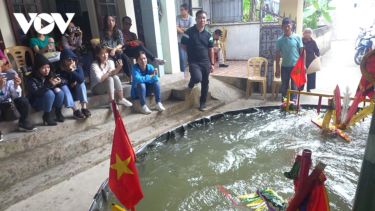 Doc dao nghe thuat mua roi nuoc co truyen lang rach hinh anh 10