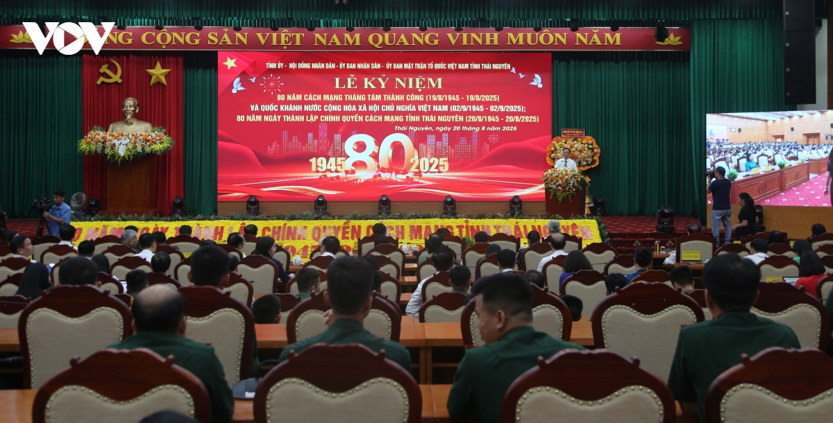 thai nguyen ky niem 80 nam thanh lap chinh quyen cach mang hinh anh 1