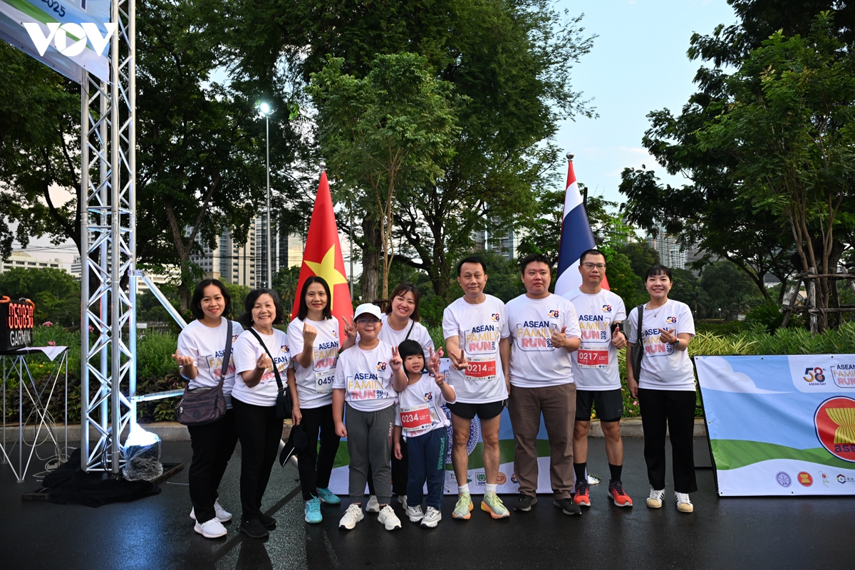 asean day 2025 viet nam dong hanh cung thai lan thuc day doan ket khu vuc hinh anh 8