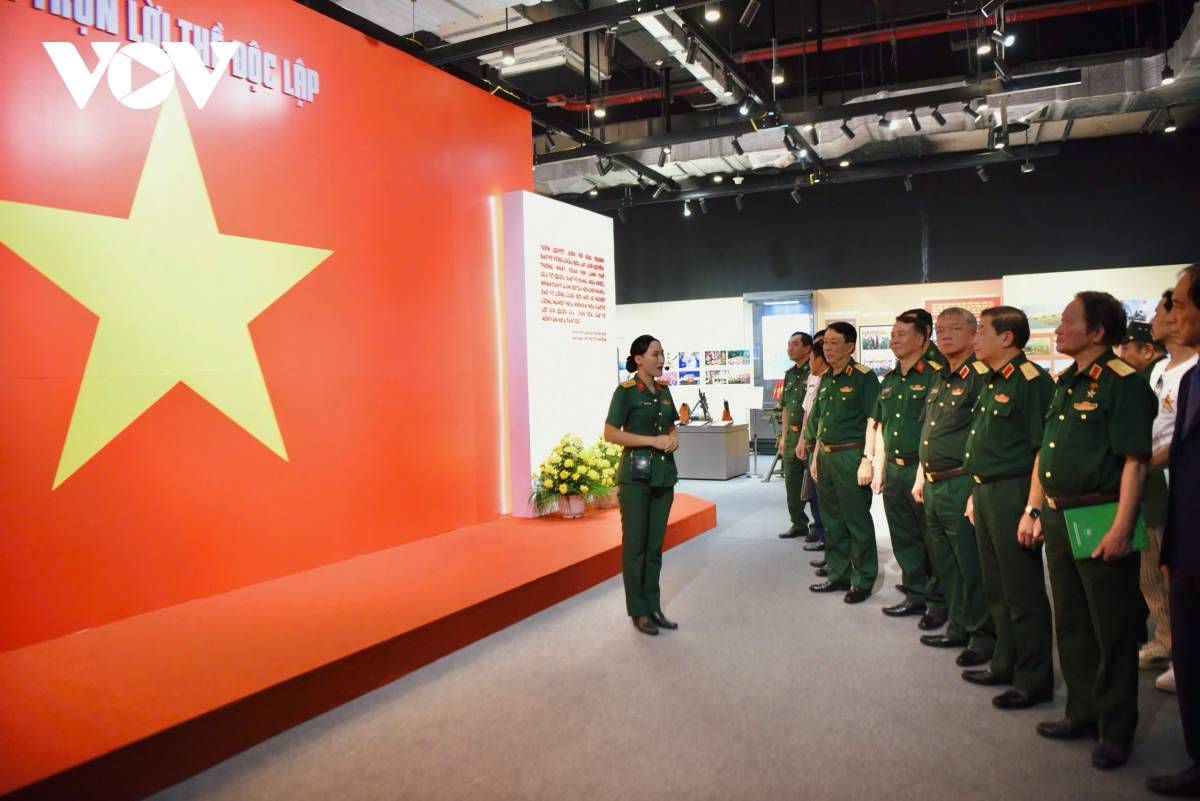 tái hiện mùa thu lịch sử 1945 qua triển lãm giữ trọn lời thề độc lập hình ảnh 1 tai hien mua thu lich su 1945 qua trien lam giu tron loi the doc lap hinh anh 1