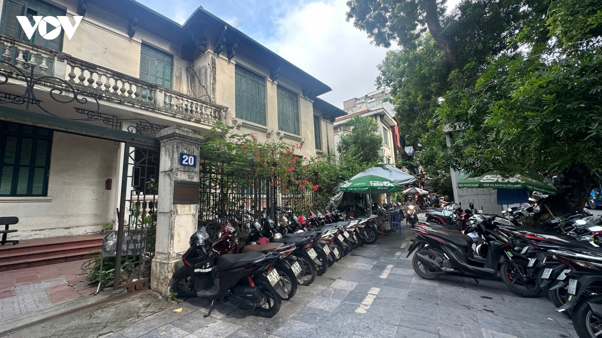 cac co quan ruc rich di doi tra mat bang mo rong khong gian phia dong ho hoan kiem hinh anh 2