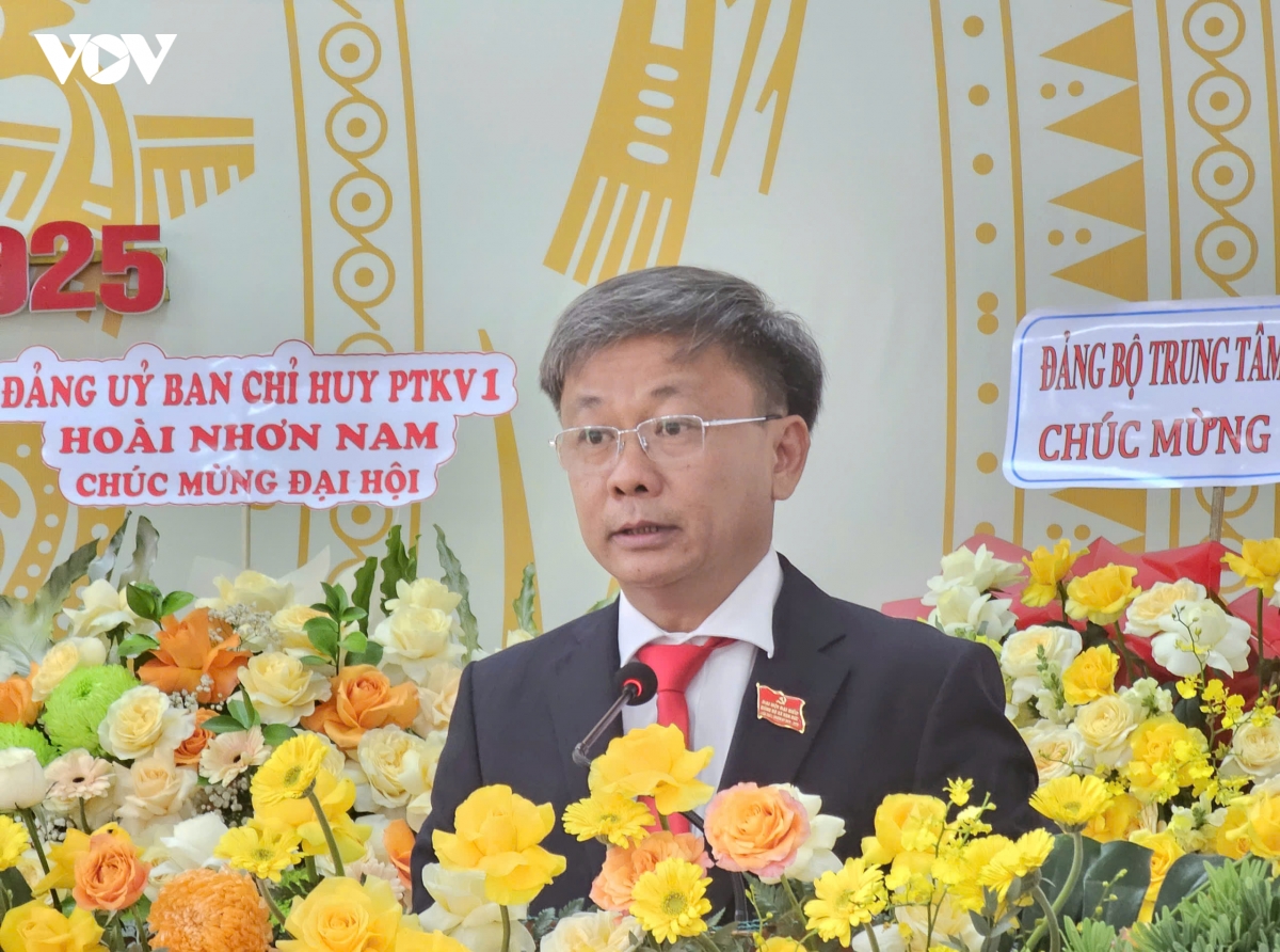 xa anh hung van Duc phan dau thanh xa nong thon moi kieu mau hinh anh 2