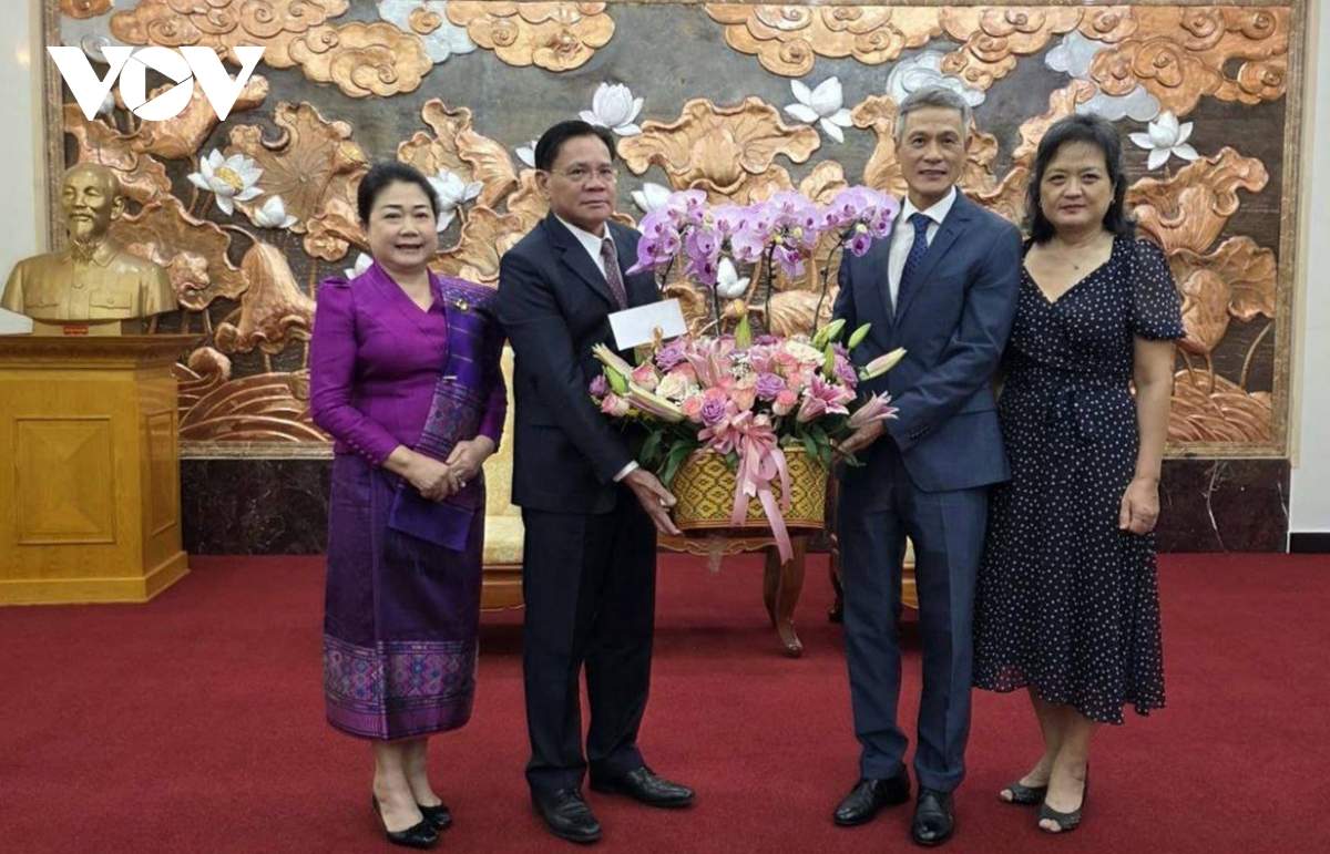 Dai su lao tai campuchia chuc mung quoc khanh viet nam hinh anh 1