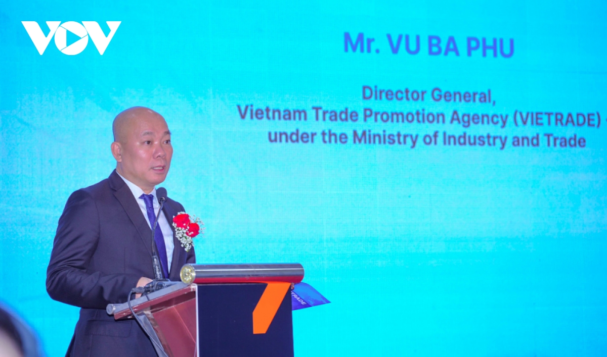 nearly 200 international brands attend vme sie 2025 in hanoi picture 2 nearly 200 international brands attend vme sie 2025 in hanoi picture 2