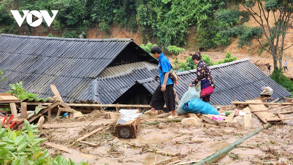 Người dân Háng Pu Xi (Điện Biên) mong sớm ổn định cuộc sống sau lũ quét