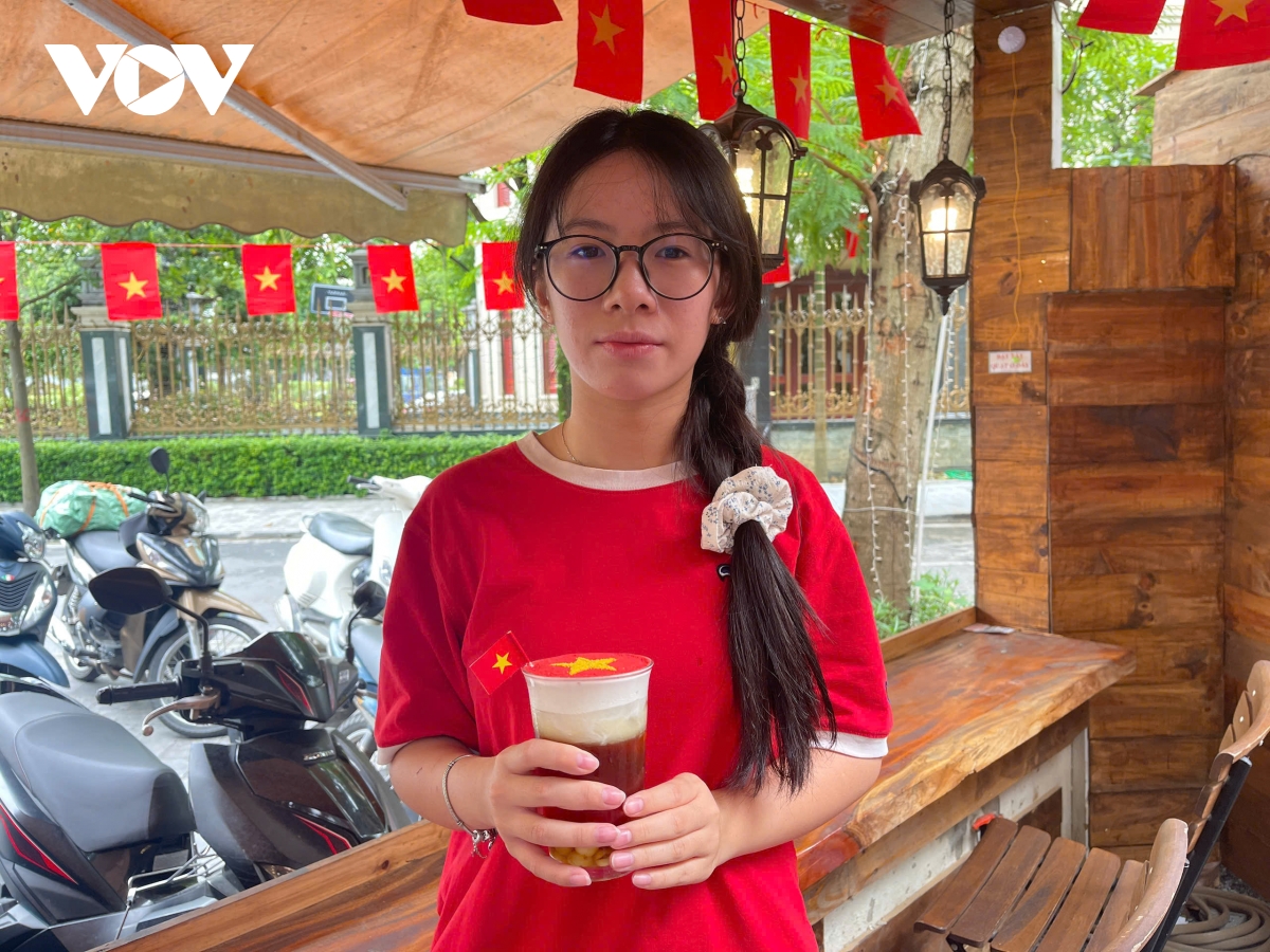 ron rang sac do, gioi tre viet nam gui tron tinh yeu to quoc dip 2 9 hinh anh 2