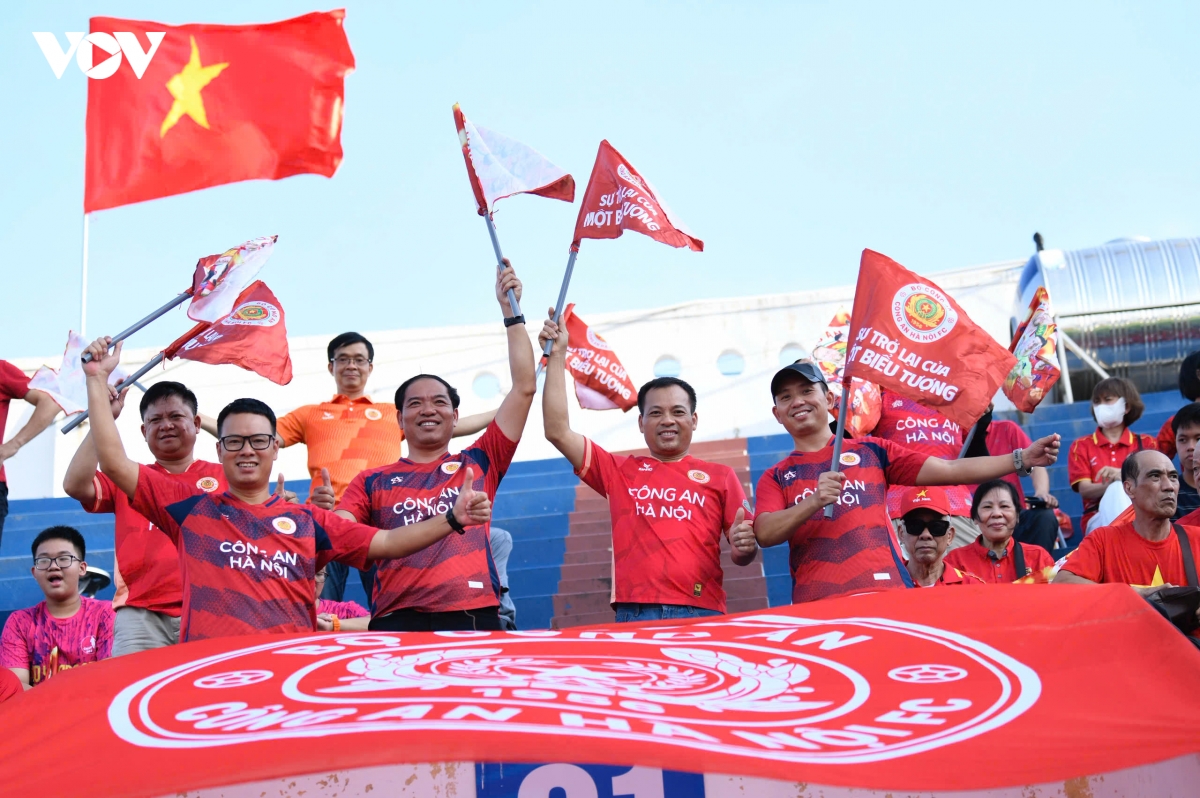 thang nam Dinh 3-2 ngay tai thien truong, cahn gianh sieu cup quoc gia 2024 2025 hinh anh 31
