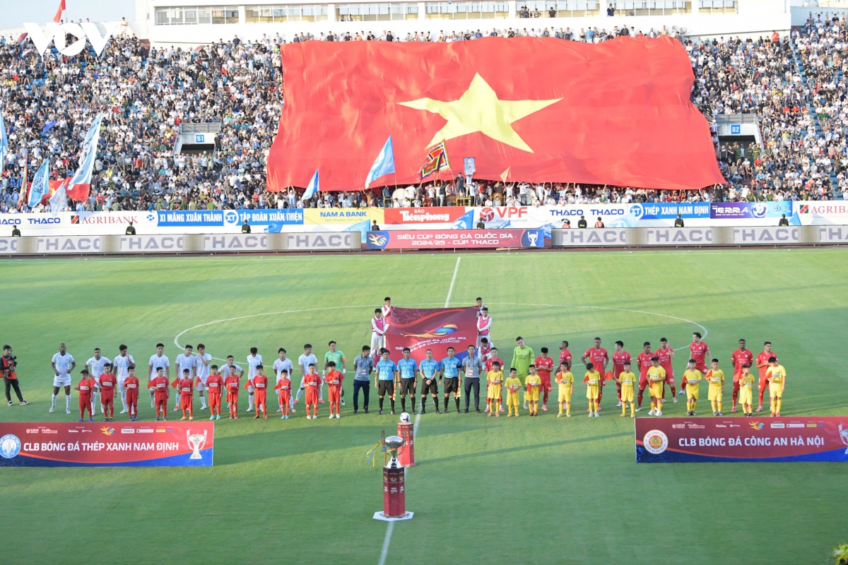 thang nam Dinh 3-2 ngay tai thien truong, cahn gianh sieu cup quoc gia 2024 2025 hinh anh 37