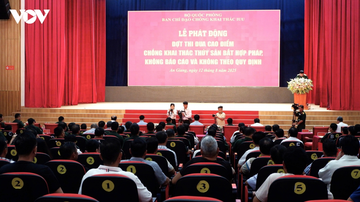 quyet liet chong khai thac thuy san bat hop phap, khong bao cao, khong theo quy dinh hinh anh 2