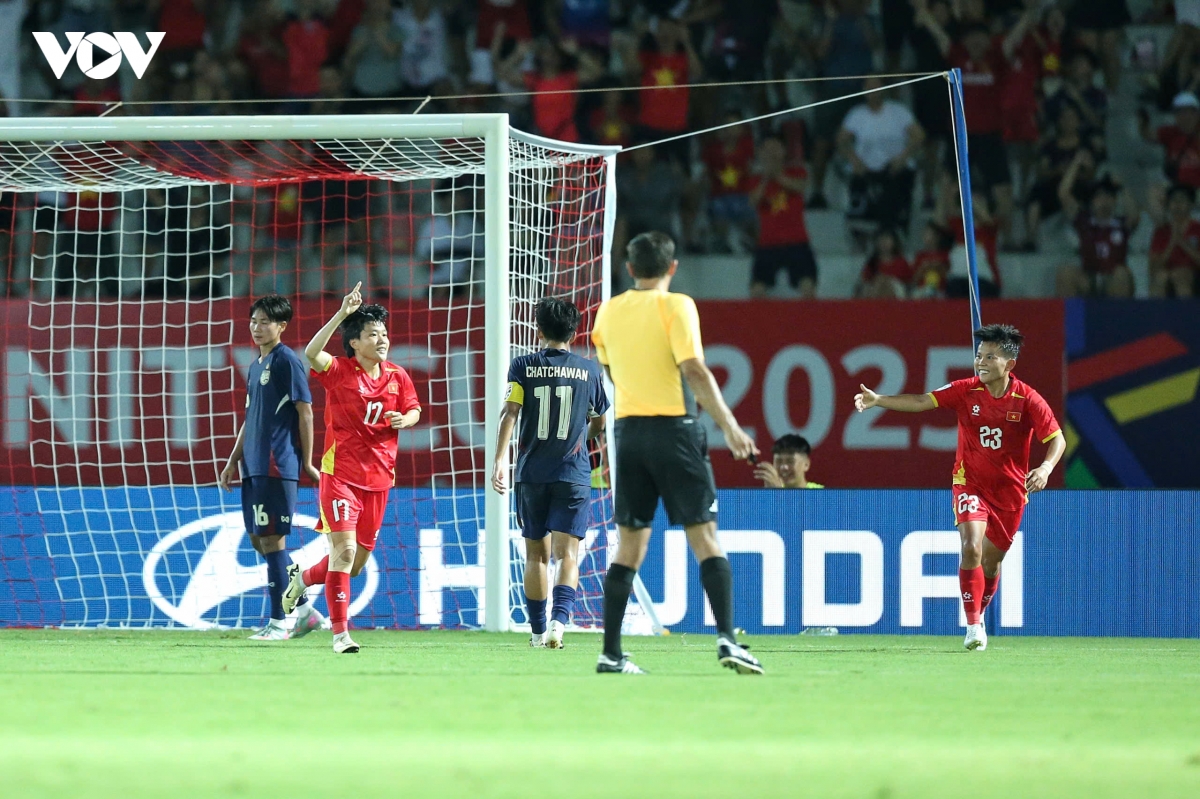 gieo sau cho thai lan, Dt nu viet nam vao ban ket asean cup 2025 voi ngoi dau hinh anh 29