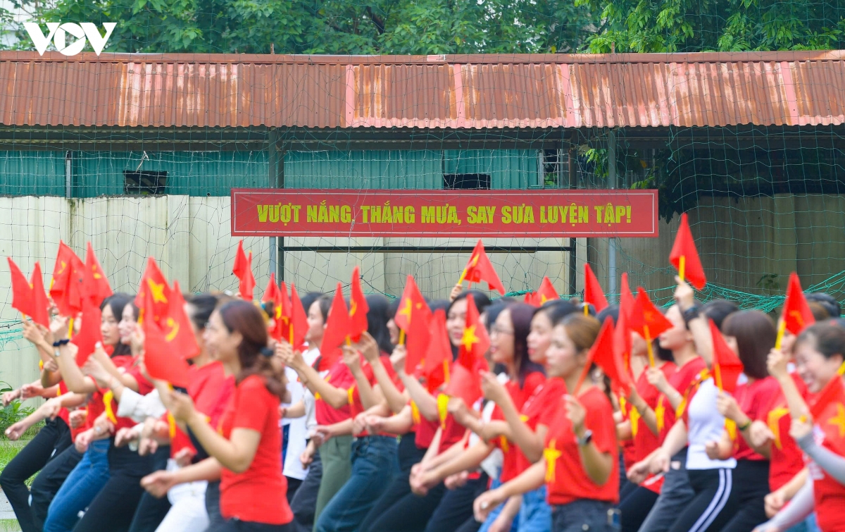 khoi bao chi miet mai tap luyen chuan bi cho dieu hanh ky niem 80 nam quoc khanh 2 9 hinh anh 10