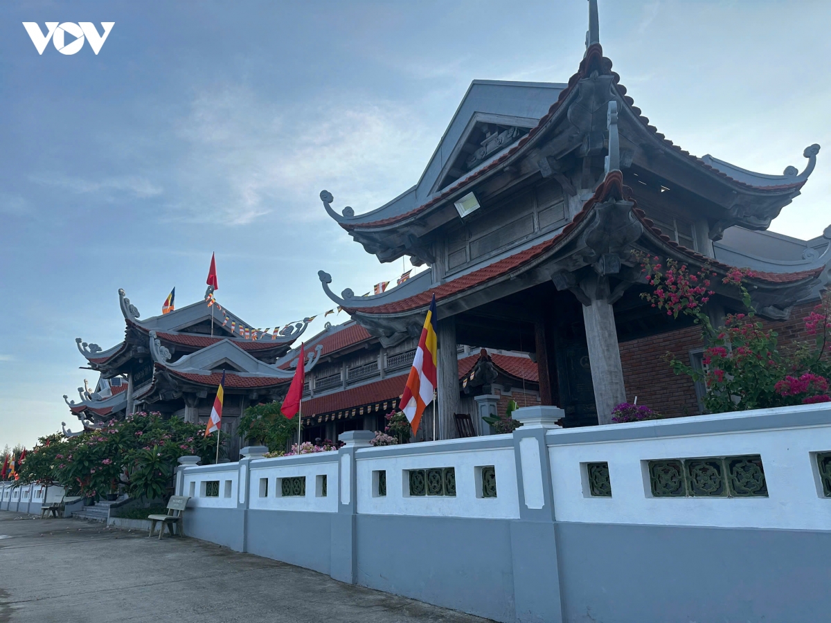 Diem tua truong sa - noi song goi, trai tim tra loi hinh anh 6